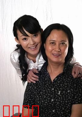 麻辣母女：辣味亲情逆袭